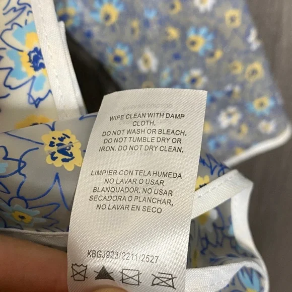 Tahari Girl Clear Blue and Yellow Floral Raincoat Girl's 7/8 - Picture 6 of 6